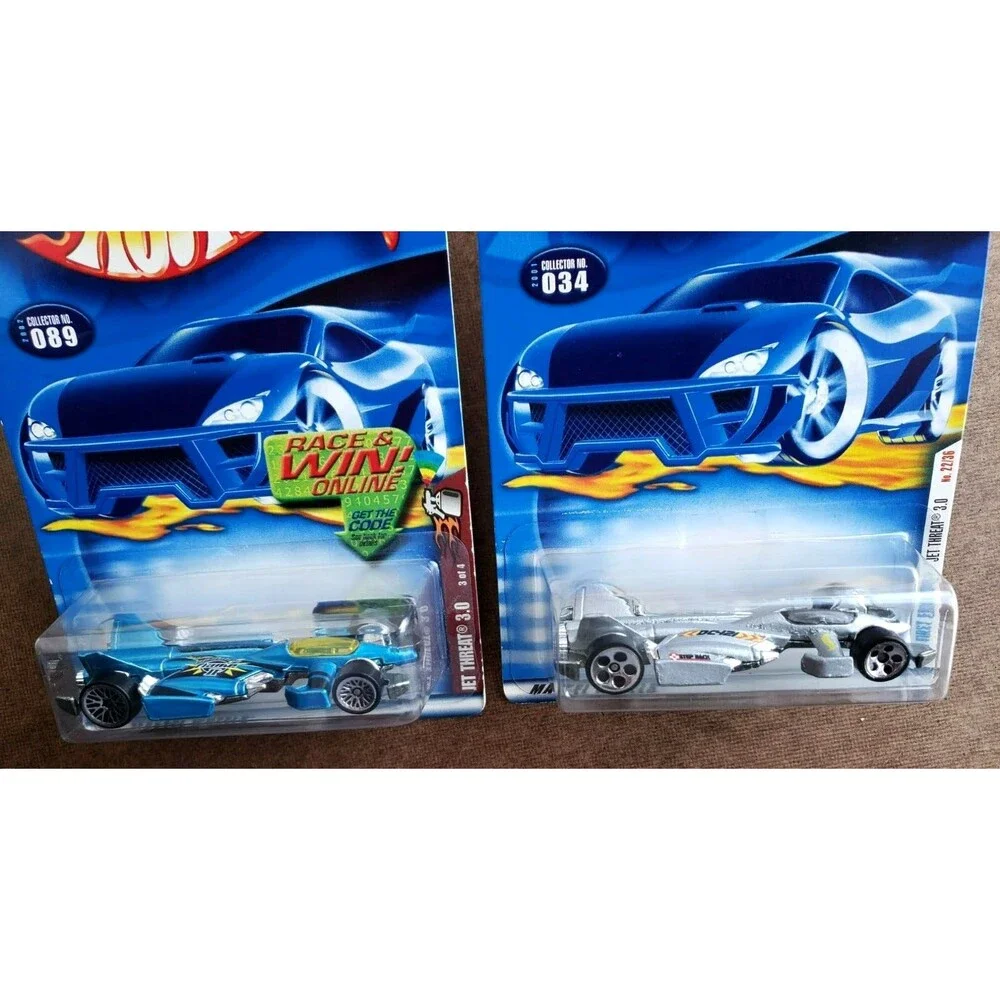 Hot Wheels JET THREAT 3.0 Gray 2001 First Editions #34 & Spectraflam II Blue #89